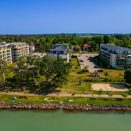 Apartment Azurit